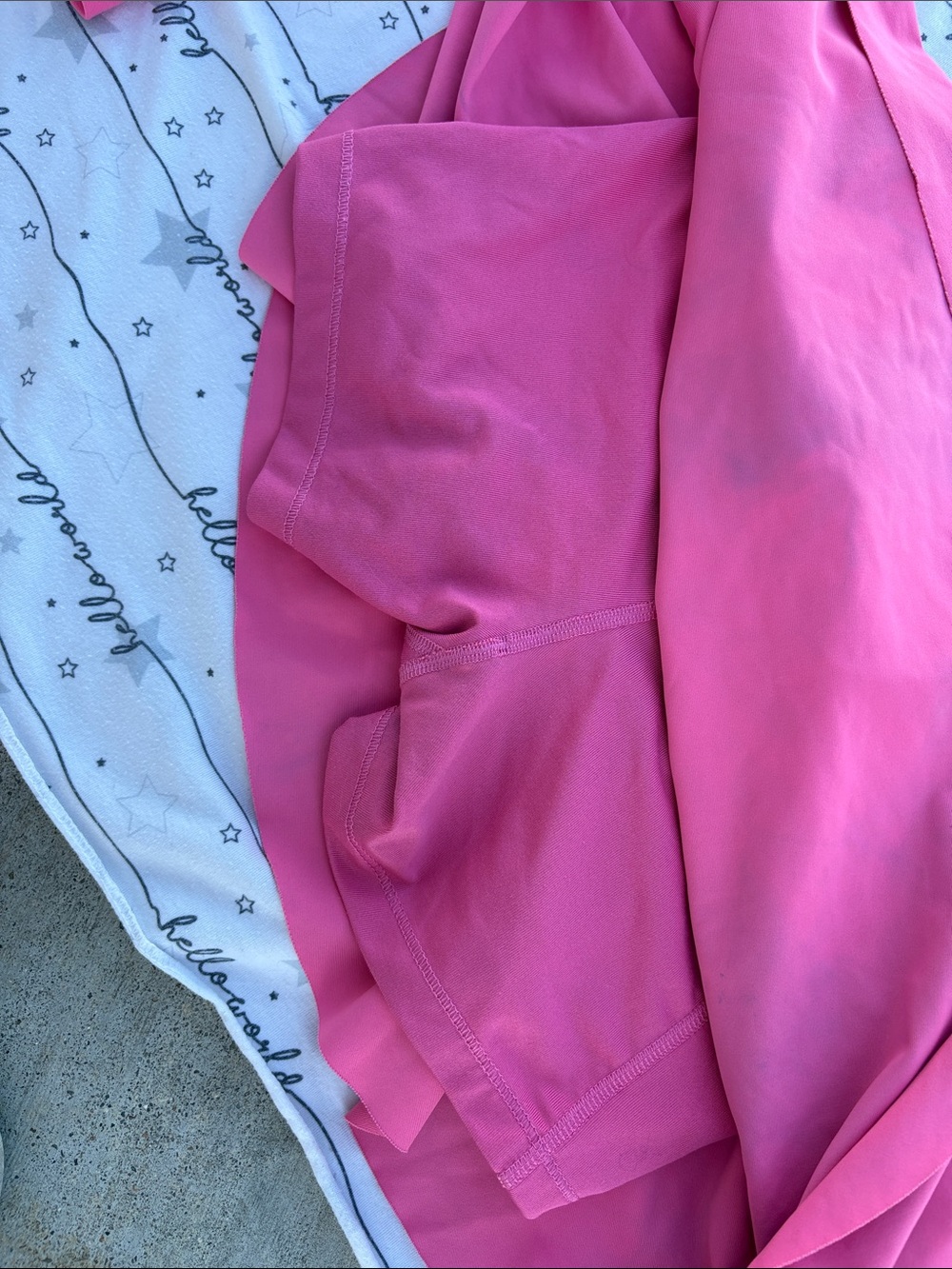 Old Navy Hot Pink Active Crop Top and Skirt Set - Picture 4 of 6
